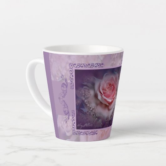 Élégante Rose Rose Et Dentelle Latte Mug (Angle gauche)