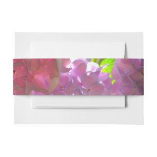 Elegante roze boho bloemen hortensia's uitnodigingen wikkel