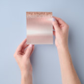 Elegante roze gouden blanco flyer (Hand)