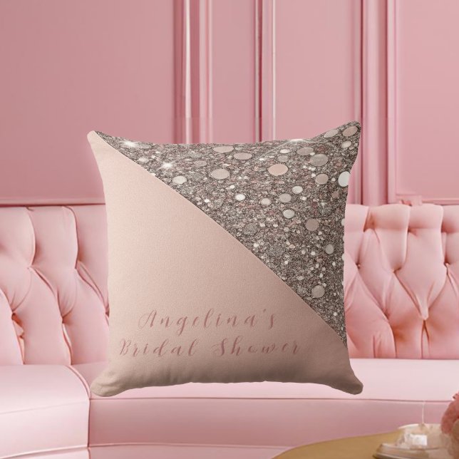 Elegante Roze Gouden Bruidsdouche Kussen (Glam rose gold throw pillow adds a luxe touch to bridal lounges and suite decor.)