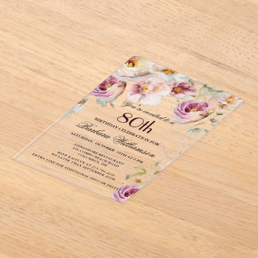 Elegante Roze Wildflower Bloemen 80ste Verjaardags Acryl Uitnodigingen (Laagn)