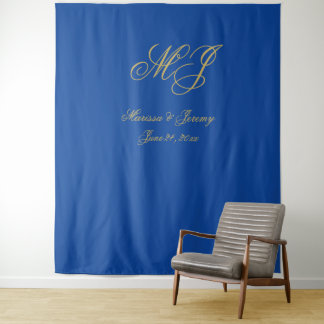 Elegante Saffier Blauw Goud Script Monogram bruilo Wandkleed