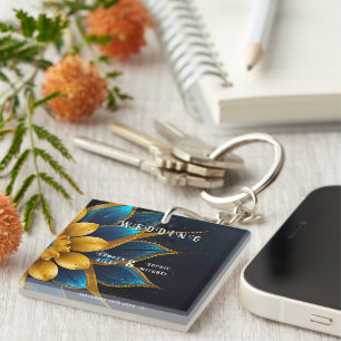 Elegante saffier en gouden bloemenbruiloft sleutelhanger