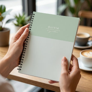 Elegante Saliegroene Monogram Minimalistische Stij Notitieboek