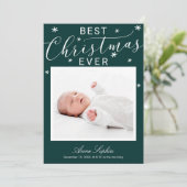 Elegante Script Foto Kerst Geboorte Aankondiging (Staand voorkant)