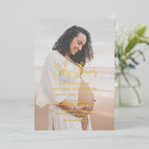 Elegante Script Foto Moderne Baby Shower Folie Uitnodiging