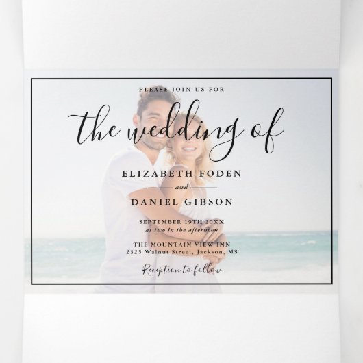 Elegante script foto trouw tri-fold uitnodiging (Binnenkant midden)