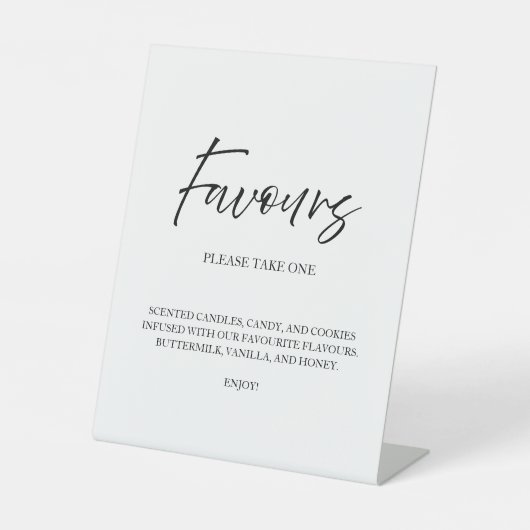 Elegante script kalligrafie gunst witte bruiloft reclamebord met voetstuk (Voorkant)