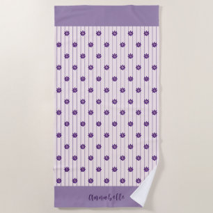 Elegante Script Naam Bloemen, Blush, Violet Gestre Strandlaken