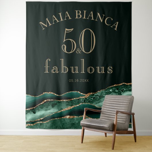 Elegante Smaragd Groene Agaat 50e Verjaardag Achte Wandkleed (In situ)