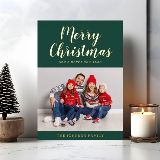 Elegante smaragdgroene gouden script Kerstfoto Folie Feestdagenkaart
