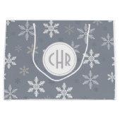 Elegante sneeuwvlokken op blauwe achtergrond groot cadeauzakje (Voorkant)