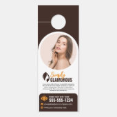 Elegante Spa Schoonheidssalon Make-up Nagels & Fac (Voorkant)