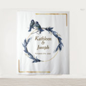 Elegante Stof Blauw Vogels Witte Trouw Achtergrond Wandkleed (Voorkant)