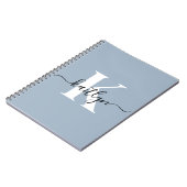 Elegante Stofblauwe Script Monogram Notitieboek (Linkerzijde)