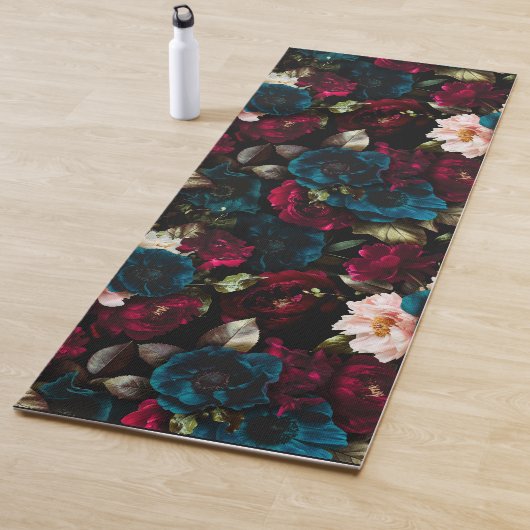 Elegante Vibe Dark Floral Botanical Yogamat (In situ)