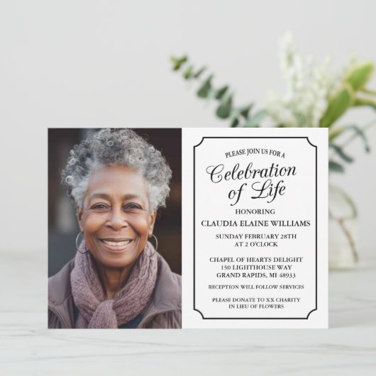 ELEGANTE VIERING VAN HET LEVEN BEGRAFENISUITNODIGI KAART (Staand voorkant)