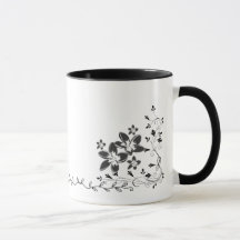 Elegante vlindermotief met bloemenslinger in lijnt