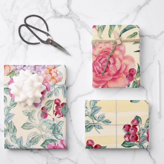 Elegante Waterverf Bloemen en bessen Assorted Inpakpapier Vel (Voorkant)