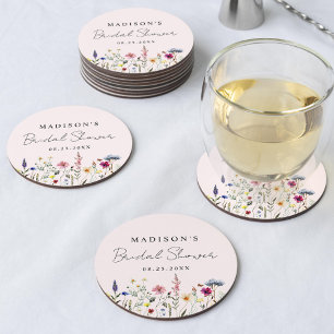 Elegante weide met wilde bloemen Roze bruidsdouche Ronde Kartonnen Onderzetter