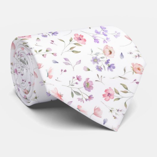 Elegante wilde bloem op witte achtergrond bruiloft stropdas (Opgerold)