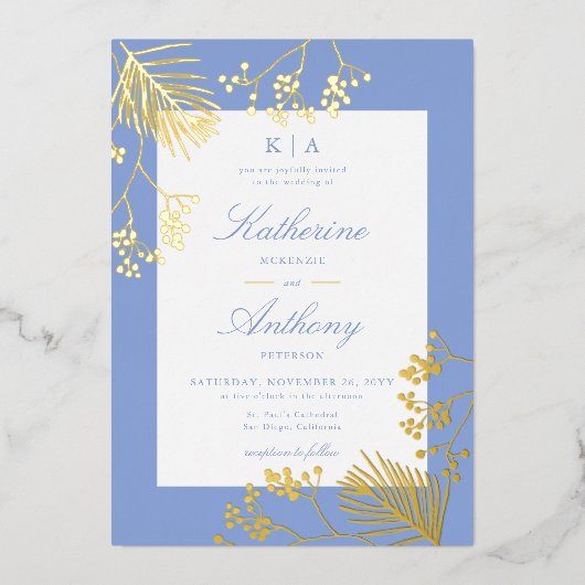 Elegante Winter Gouden Botanicals Monogrammen Brui Folie Uitnodiging (Voorkant)