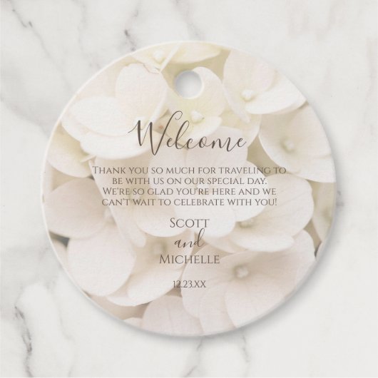 Elegante witte bloemblaadjes Floral Gift Label (Voorkant)