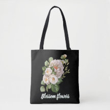 Elegante witte bloemboeket met groene bladeren