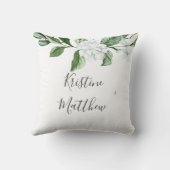 Elegante witte bloemige salie groen krans bruiloft kussen (Achterkant)