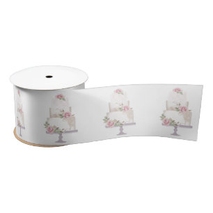 Elegante witte drielaagse cake lint