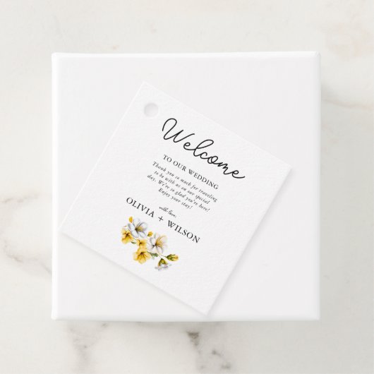 Elegante witte en gele bloemen bruiloft welkom bedankjes labels (In situ)