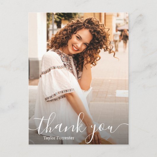 Elegante witte script bedank foto afstudeercadeau briefkaart (Voorkant)