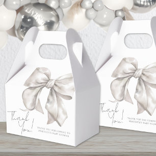 Elegante witte strik baby shower bedankdoosjes