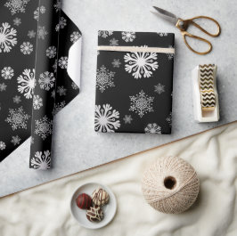 Elegante zilveren sneeuwvlokken zwart Wrapping Pap Cadeaupapier