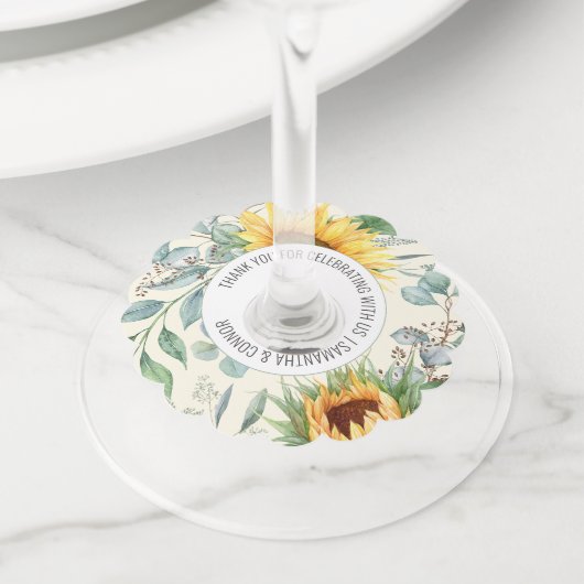 Elegante Zonnebloem Eucalyptus Trouwgunst Wijnglaslabel (Dichtbij)