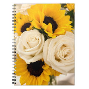 Elegante Zonnebloem & Witte Roos Bloemenspiraal Notitieboek