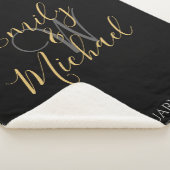 Elegante Zwarte Gouden Script Monogram Initiaal Tr Sherpa Deken (3/4)