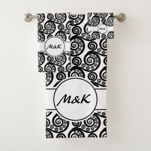 Elegante Zwarte Witte initialen Botanische varenbl Bad Handdoek (Insitu)