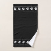 Élégantes fleurs blanches modernes sur fond noir (Serviette à main)