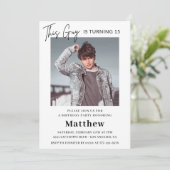 Élégantes invitations à 15e anniversaire Homme Pho (Debout devant)