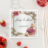 Élégantes serviettes en papier Roses rouges (En situation)