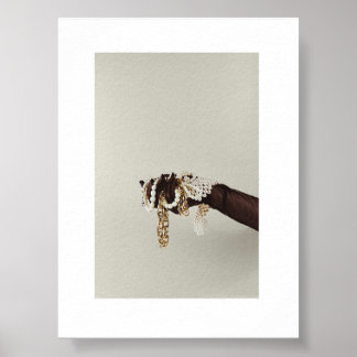 "Elegantie in Hand" – Minimalistische Sieraden Kun Poster
