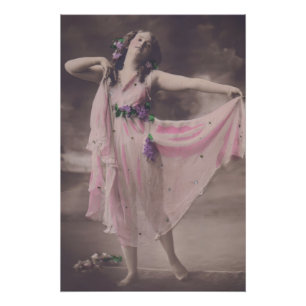 elegantie in roze bloemenjurk perfect poster