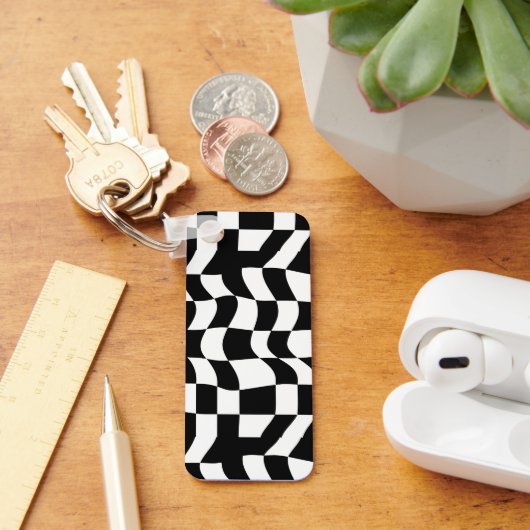 Elegantie opnieuw gedefinieerd: Abstracte vervormd Sleutelhanger (Bureau)