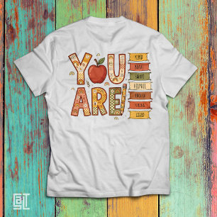 Elementaire Boho Regenboog Je Bent Goed Genoeg Mot T-shirt