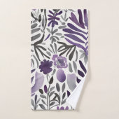 Eléments floraux en violet (Serviette à main)