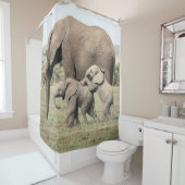 Elephant Calves die het douchegordijn afleggen (In situ)