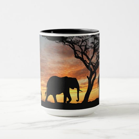 Eléphant dans la mug sauvage (Centre)