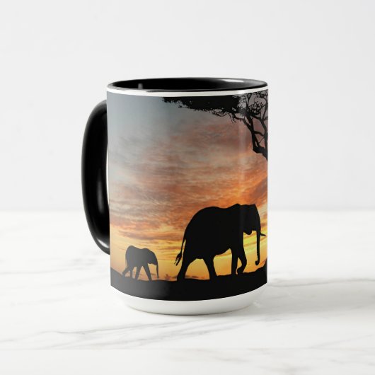 Eléphant dans la mug sauvage (Devant gauche)