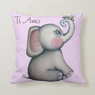 Éléphant de bébé avec le coussin de rose d'abeille